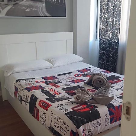 Plaza Merced Apartamentos Málaga Dış mekan fotoğraf